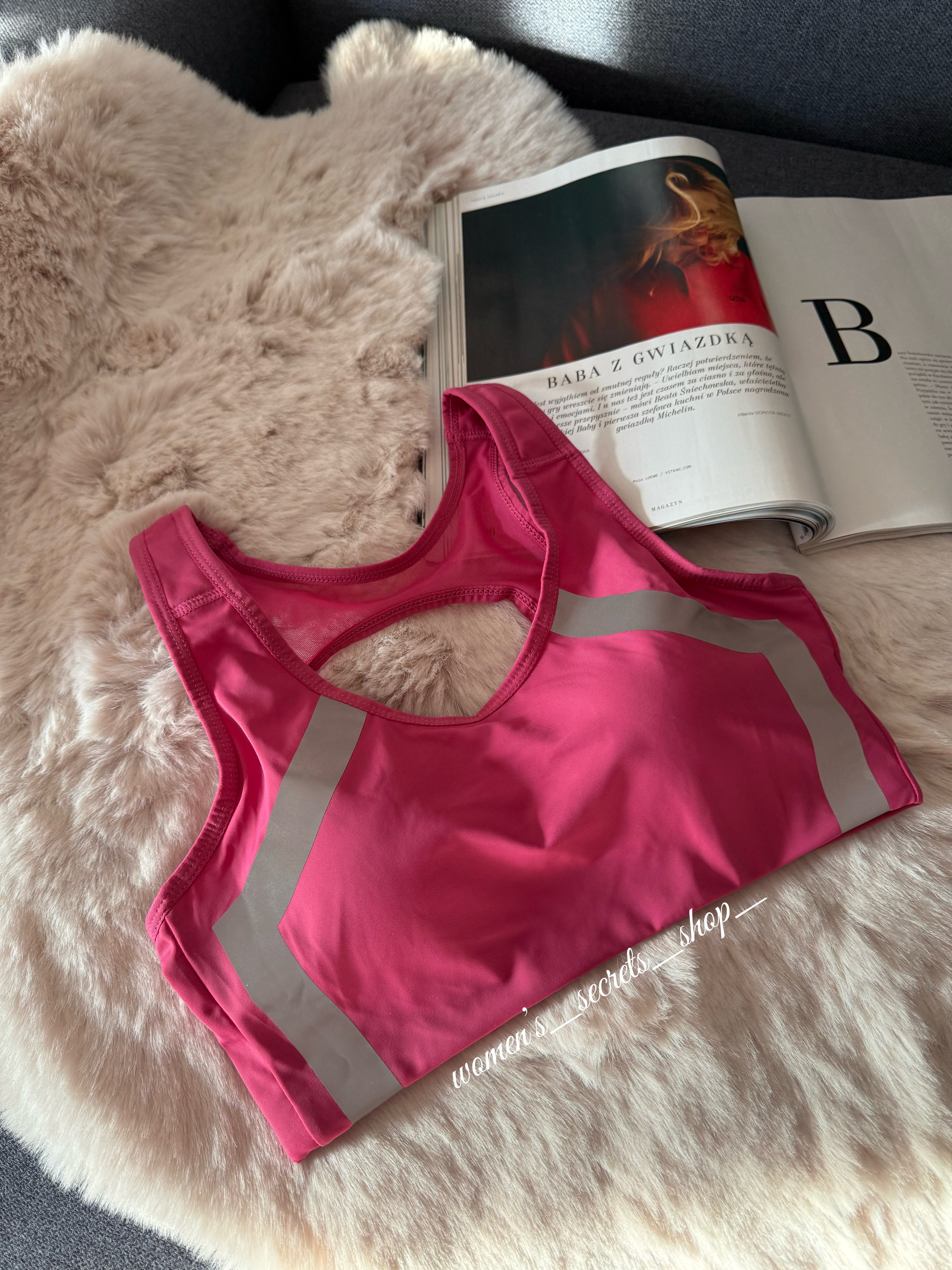 Sportowy top